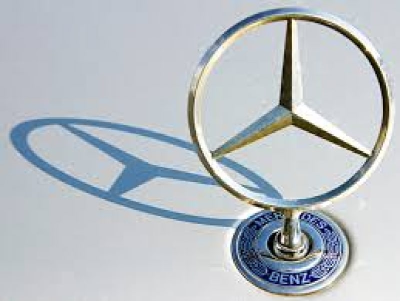 Lucrătorii unei fabrici Mercedes au respins afilierea la sindicatul UAW