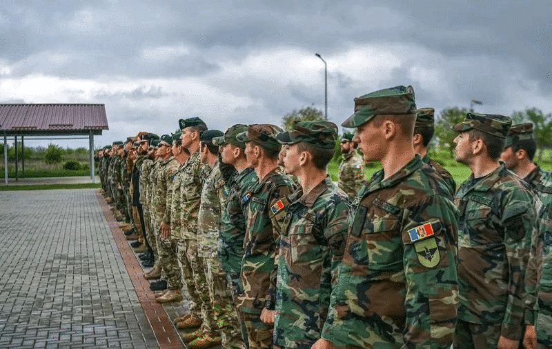 Unirea cu România și intrarea în NATO sunt două subiecte tabu pentru politicienii din Moldova