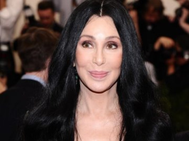 Cher va participa la gala amfAR de la Cannes, care strânge fonduri pentru cercetări împotriva SIDA