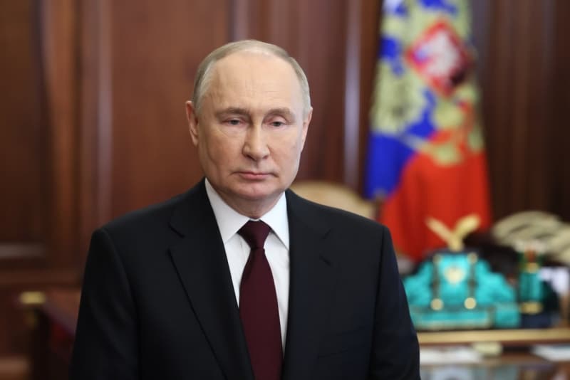 Războiul din Ucraina a aruncat Rusia într-o gaură uriașă / Vladimir Putin pune tunurile pe oligarhii ruși pentru a face rost de bani