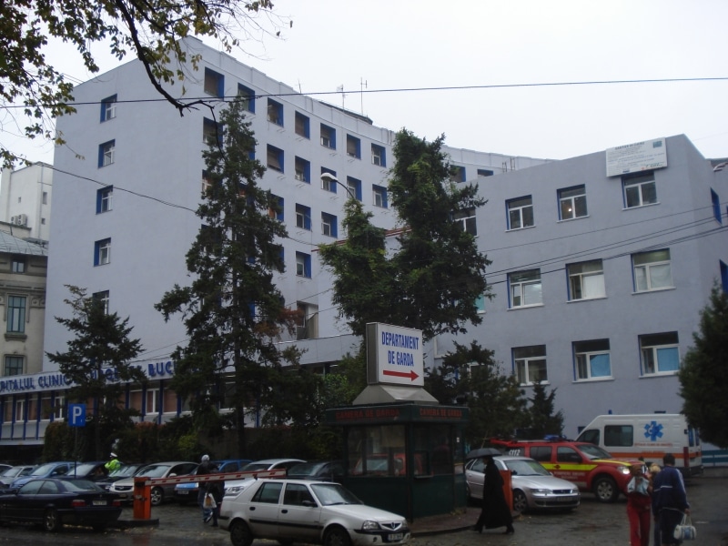 Doi pacienți se zbat între viață și moarte după explozia de la Dedeman. Prognosticul medicilor este rezervat