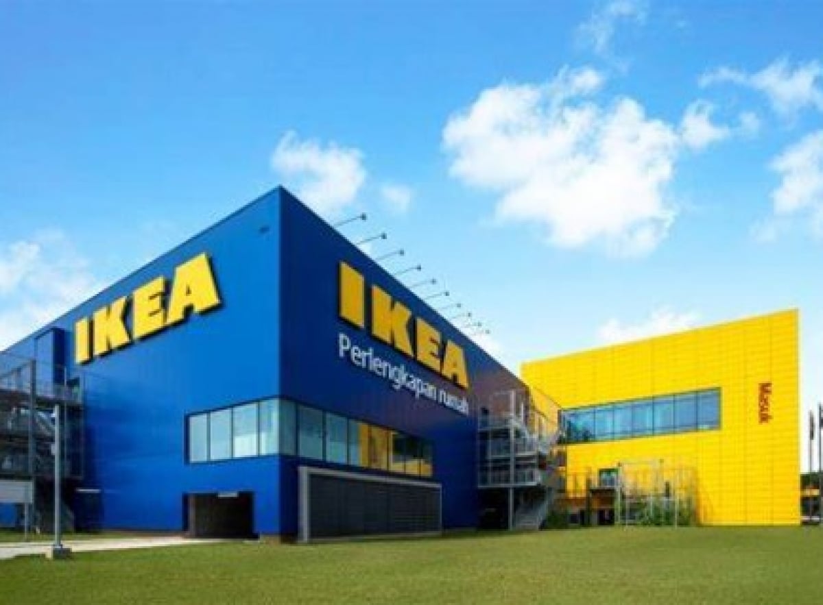 Pot lucra la IKEA, jucându-se pe computer. Salariul este aproape 2000 de euro