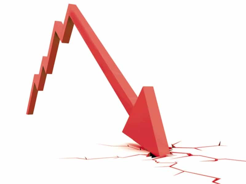Declinul de pe piaţa imobiliară din China a continuat în luna mai